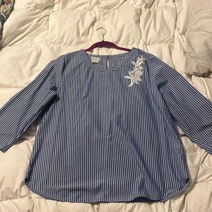 Van Heusen size Large blouse